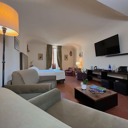 Hotel Dimora Conte Cavour Vercelli Exterior foto
