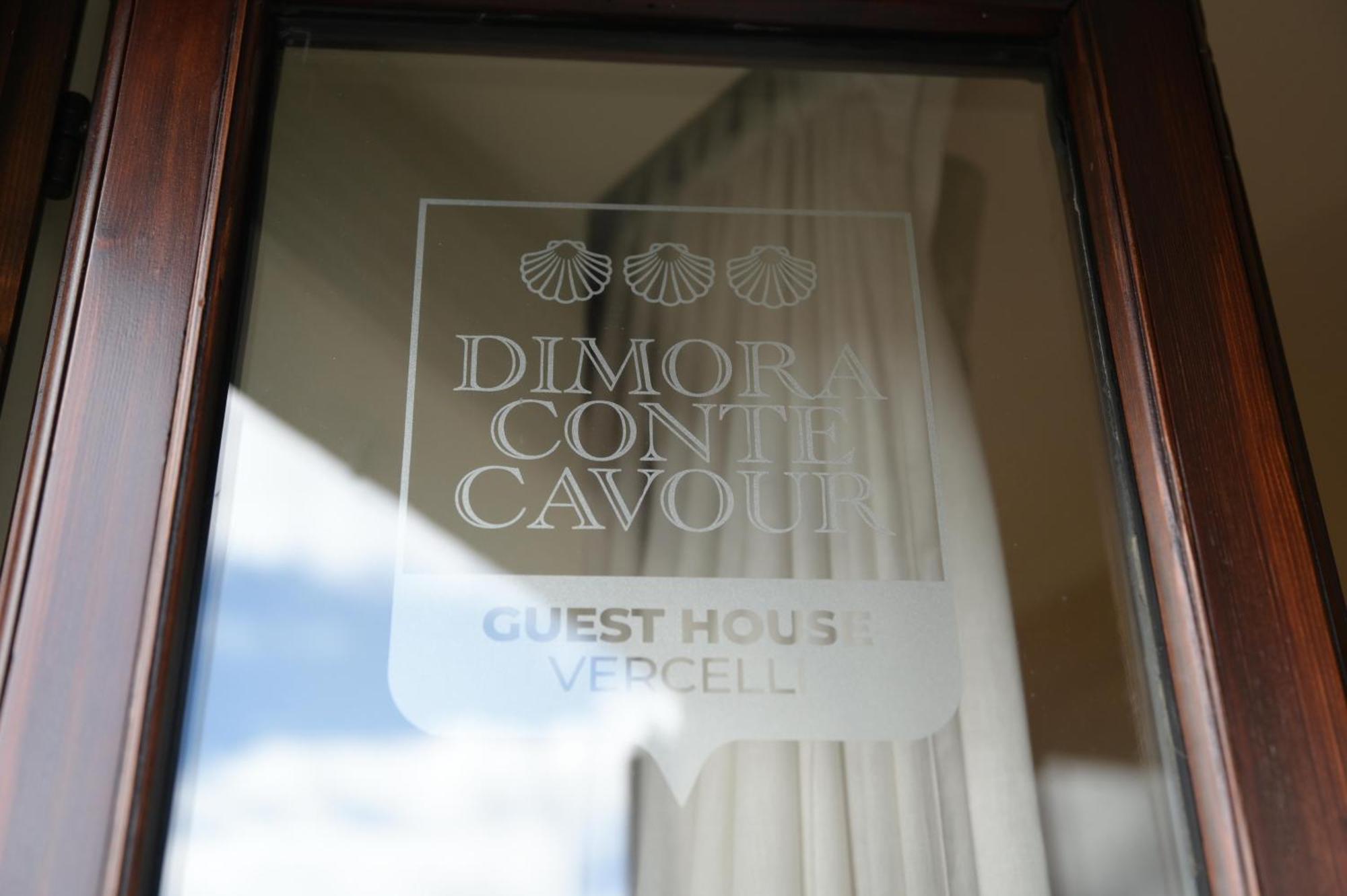 Hotel Dimora Conte Cavour Vercelli Exterior foto